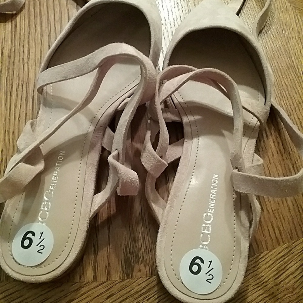 BCBG  NWT shoes